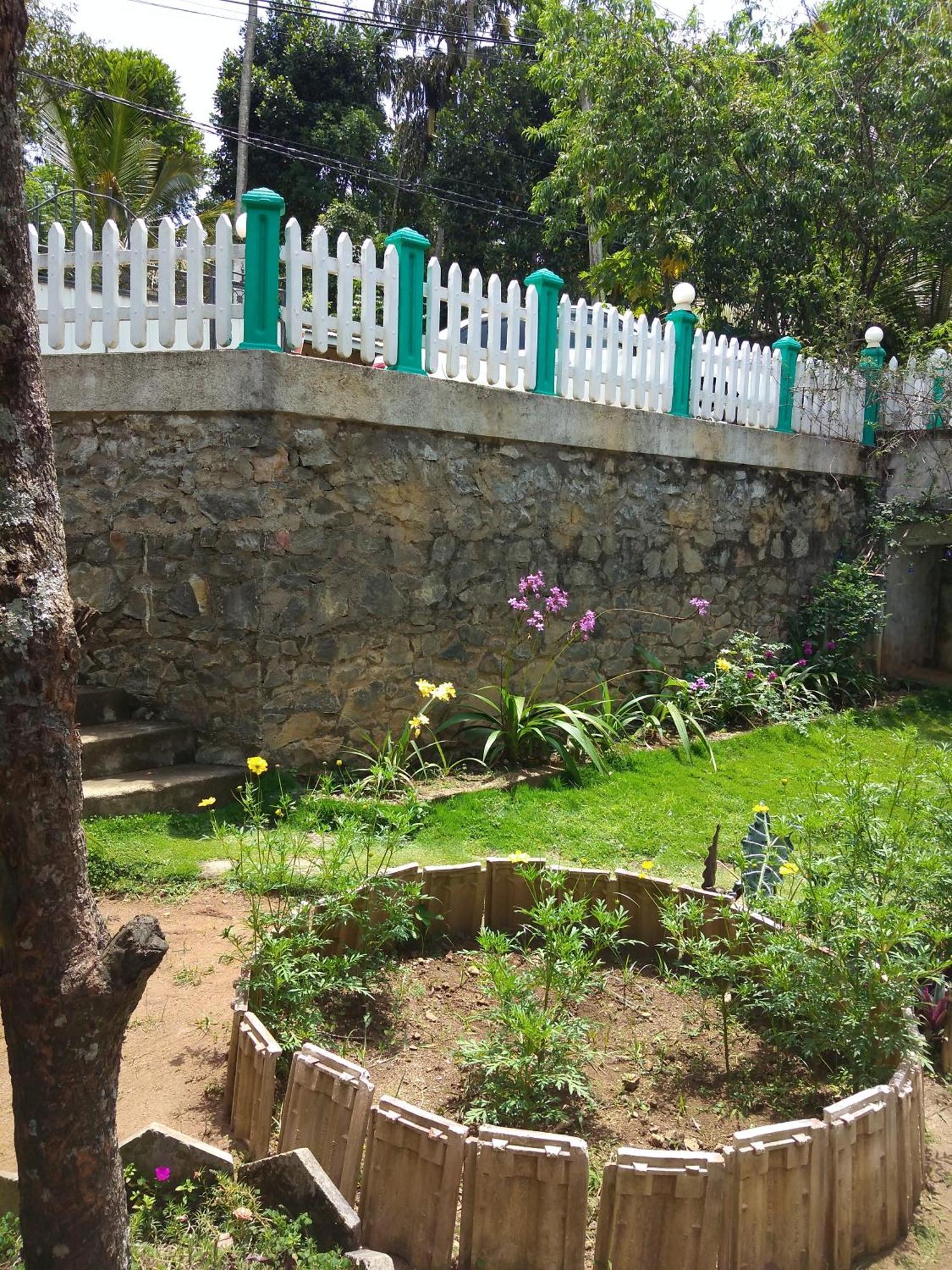 Jasmine Garden Inn Элла Экстерьер фото