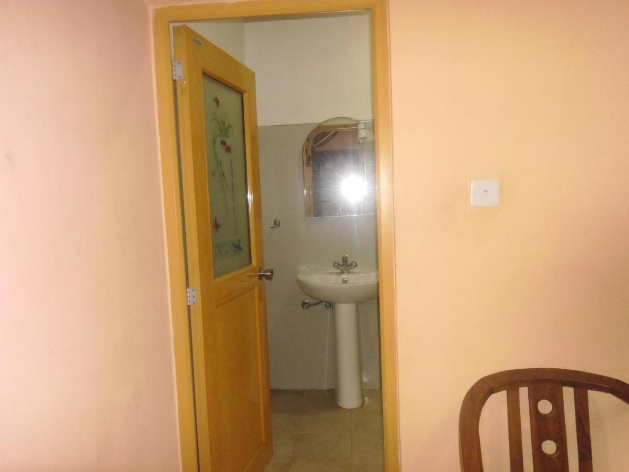 Jasmine Garden Inn Элла Экстерьер фото