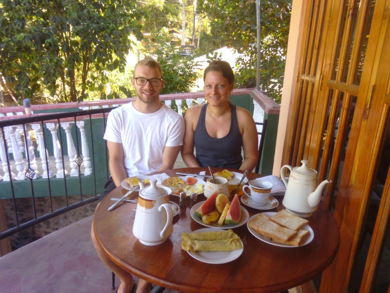 Jasmine Garden Inn Элла Экстерьер фото